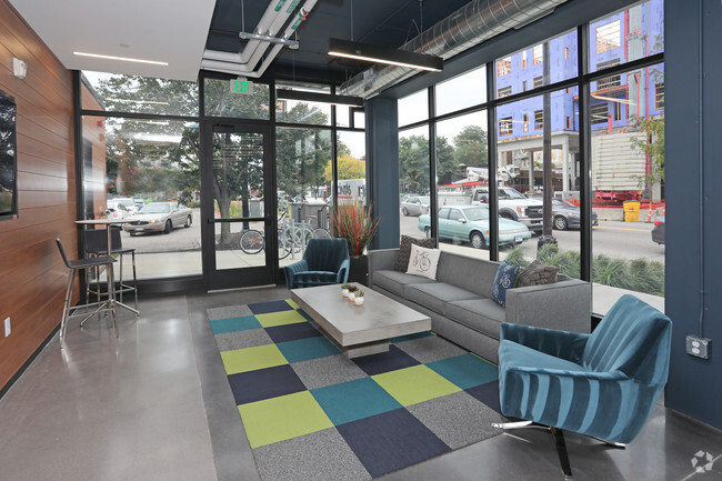 Residents Lounge - MODI