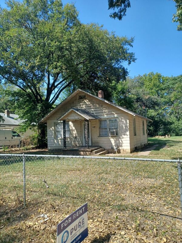 Primary Photo - 1419 NW Logan St