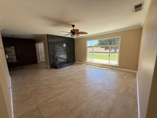 Building Photo - 2251 Indian Horse Dr