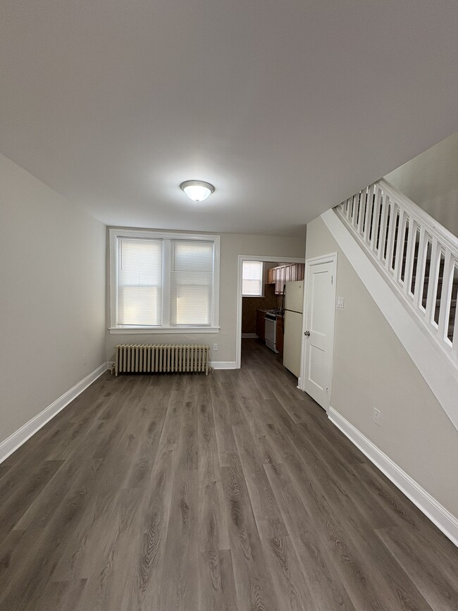 Photo - 1417 S Newkirk St House