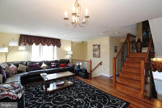 Foto del edificio - 9 Halstead Pl