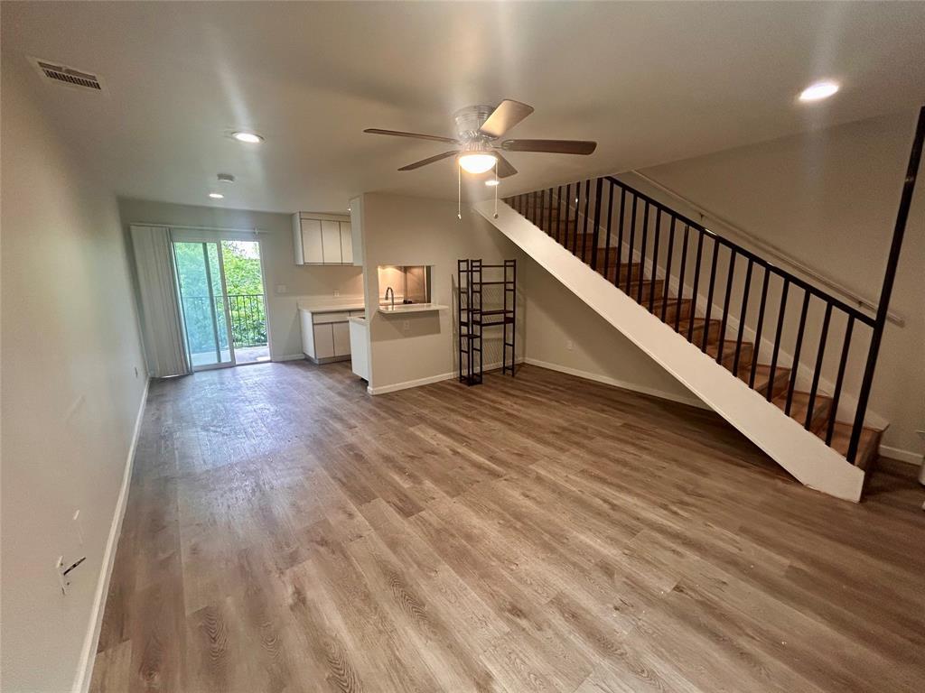 Foto principal - 901 E 40th St