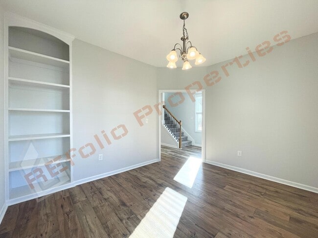 Foto del edificio - Stunning 4 Bedroom 2.5 Bathroom Home w/ Primary Suite on Main Level @ Ashcroft, Clayton, Availabl...
