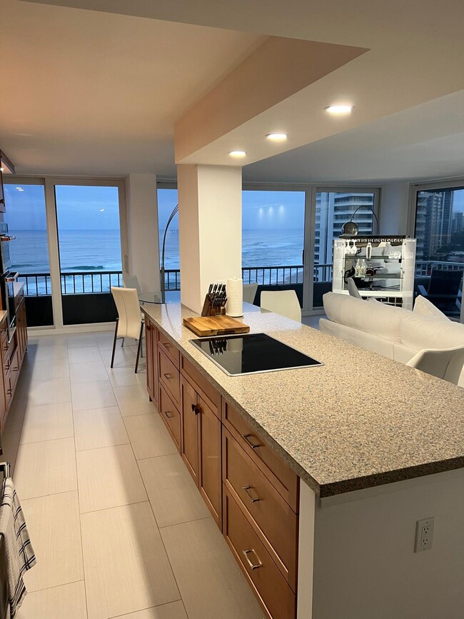 Foto del edificio - 5540 N Ocean Dr