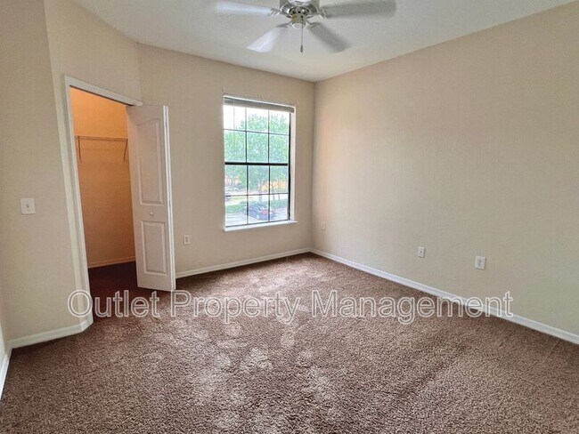 Foto del edificio - 6171 Metrowest Blvd
