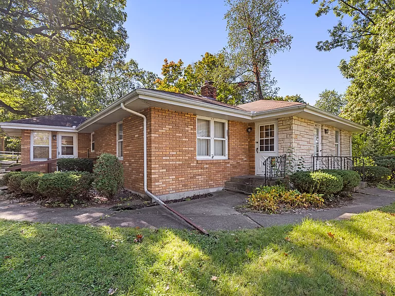 Primary Photo - 4627 Newburg Rd