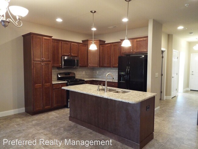 Building Photo - 3 br, 3 bath House - 1292 Sutherland Lane