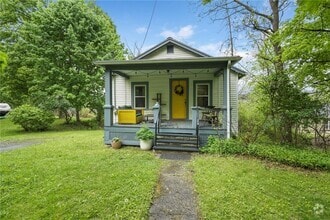 Building Photo - 570 Spencer Rd