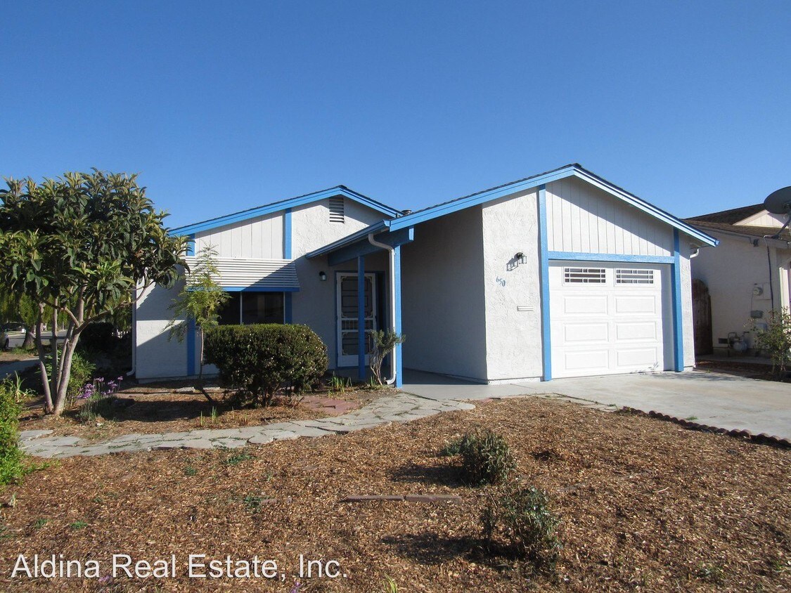 2 br, 1 bath House 650 Heather Dr. House Rental in Watsonville, CA