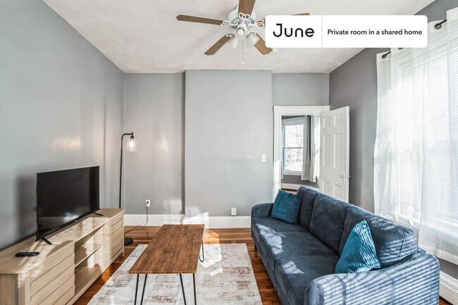 Foto del edificio - Room in Shared 4 bed/1.5 bath home