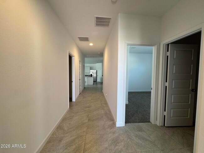 Foto del edificio - 5835 E Freesia Ln