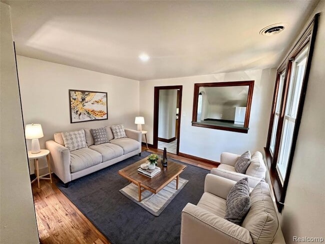 Foto del edificio - 15511 N Park Ave