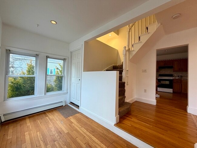 Foto del edificio - 98 W Spring St