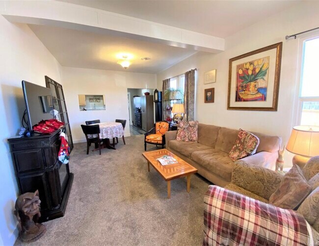 2215 Wantland Ave, Klamath Falls, OR 97601 House Rental in Klamath