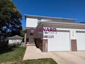 Building Photo - 2707 W Olive St