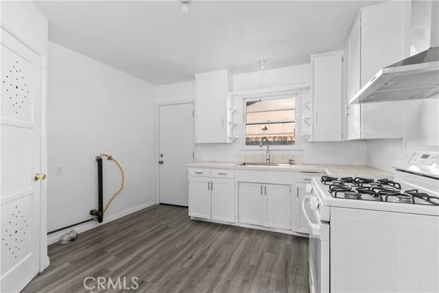 Building Photo - 735 Michigan Ave