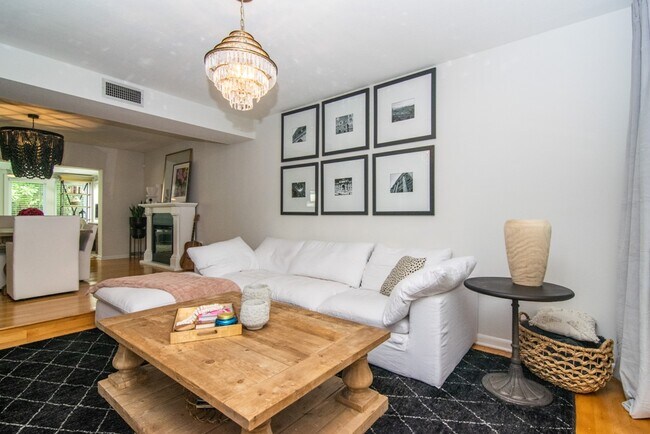 Foto del edificio - 2709 W Morrison Ave