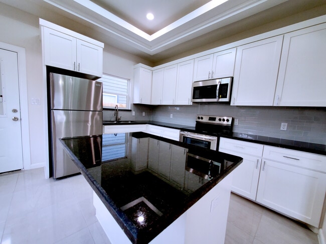 Foto del edificio - 2605 E Hackberry Ave