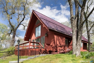 Building Photo - 290 Indian Mountain Rd