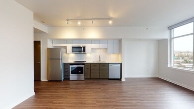 Interior Photo - Griffis South Waterfront