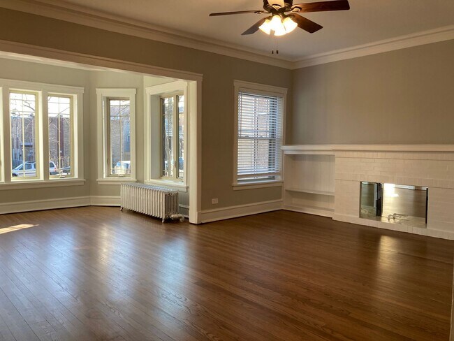 Foto del edificio - 1700 W Touhy Ave