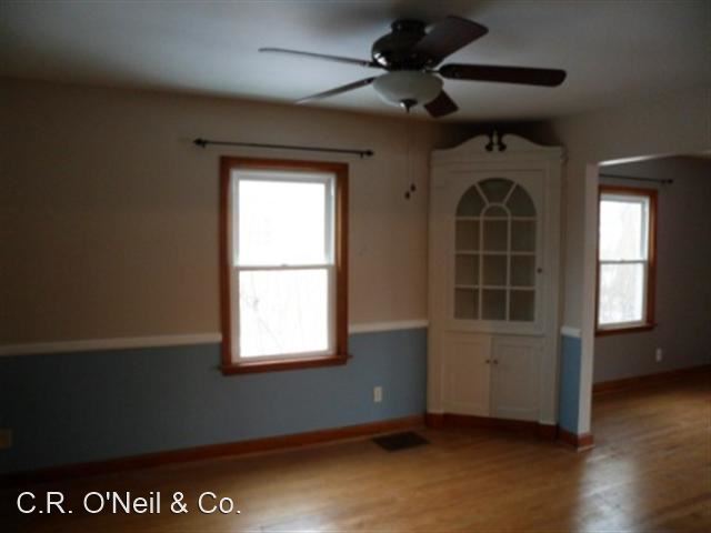 Building Photo - 3 br, 1.5 bath House - 333 Powhatan Avenue