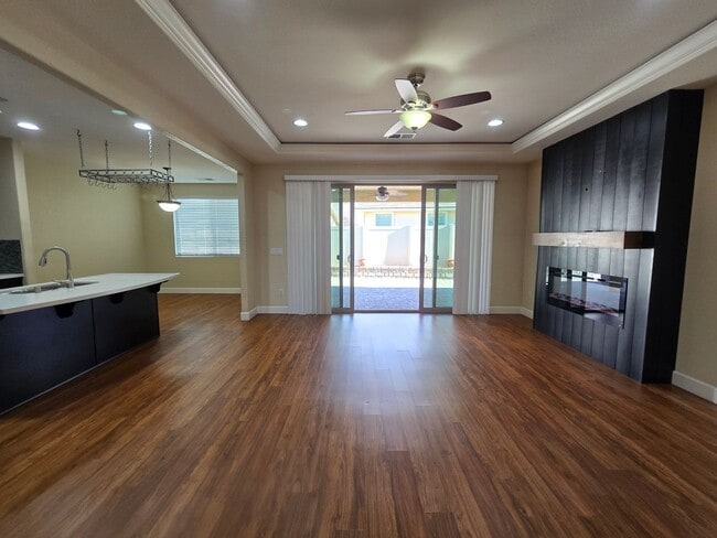 Foto del edificio - Executive home located on a quiet cul-de-s...