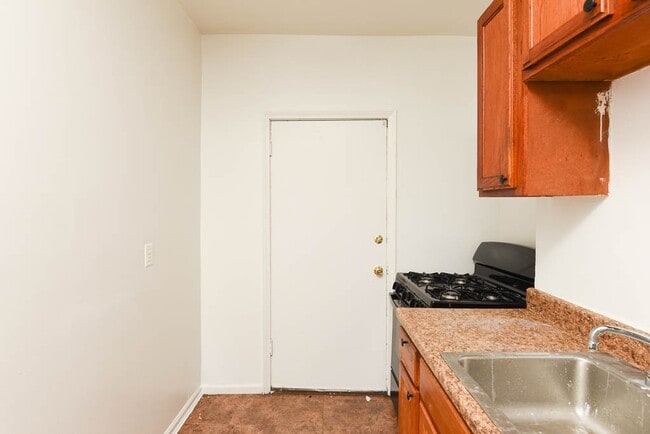 Foto del edificio - 929 W Sunnyside Ave