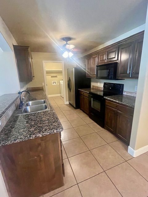 Foto del edificio - 4523 Willow St