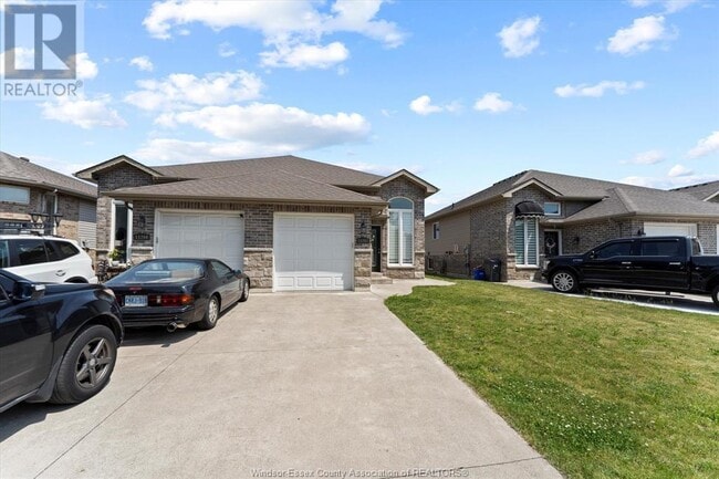 Photo du bâtiment - 11262 Timber Bay Crescent
