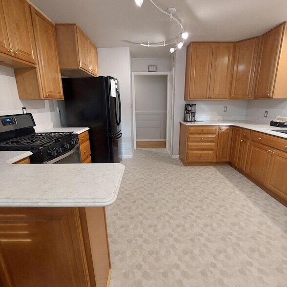 Foto principal - 2347 N 117th St