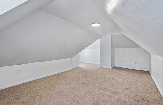 Building Photo - 253 Southern Ave