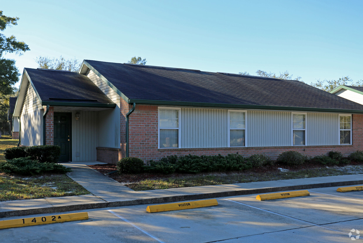 Building Photo - Braemoor Dunes Apartments