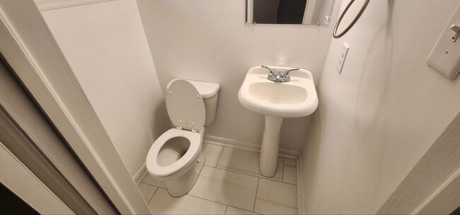 Foto del edificio - 2412 Wendell Blvd