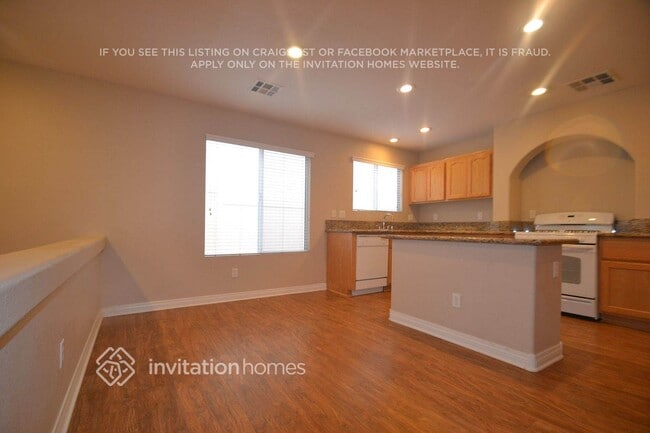 Building Photo - 7208 Dicentra Rd