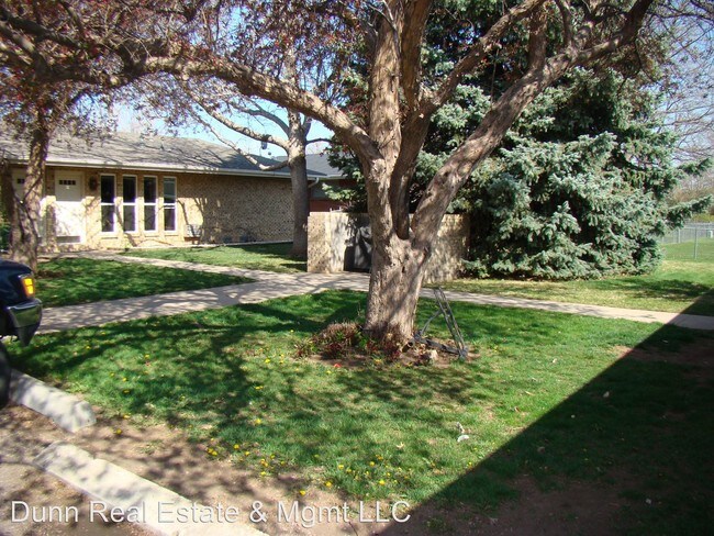 Building Photo - 1730 Pecan St
