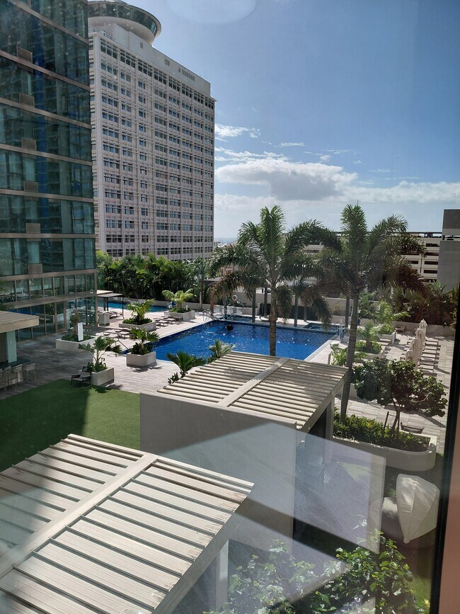 Foto del edificio - 1388 Kapiolani Blvd