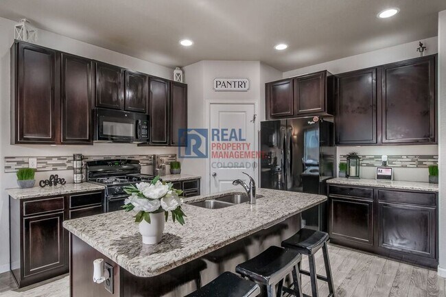 Foto del edificio - 1033 Traildust Dr