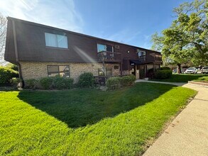 Building Photo - 11636 Roberts St