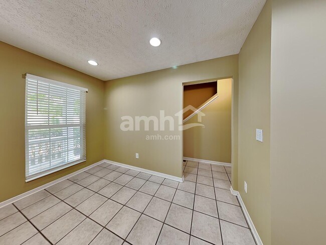 Foto del edificio - 4433 Greensbury Dr