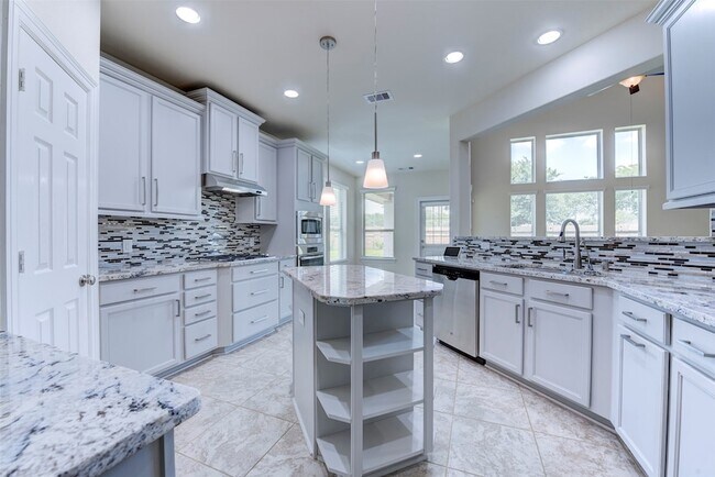 Foto del edificio - 27502 Wilson Run Ln