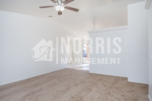 Foto del edificio - Freshly Updated Home in Arizona City