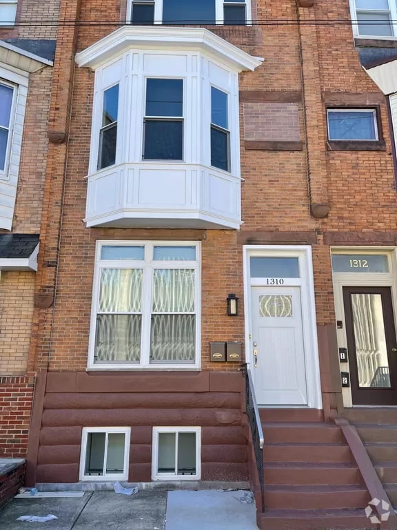 Building Photo - 1310 W Ritner St