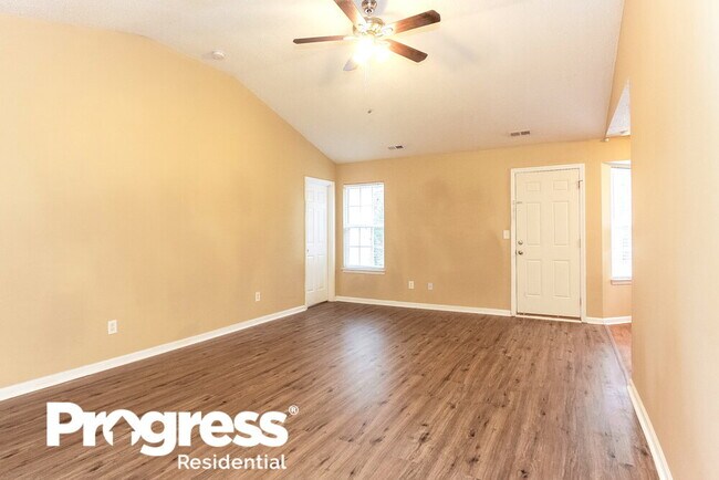 Building Photo - 2936 Westwinds Ct
