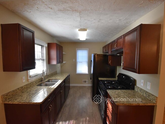 Foto del edificio - 4635 Candlewyck Way