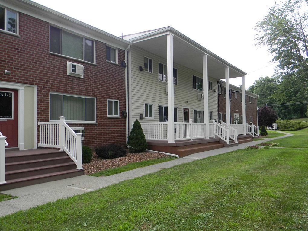 90 Osborne Hill Rd, Wappingers Falls, NY 12590 House Rental in