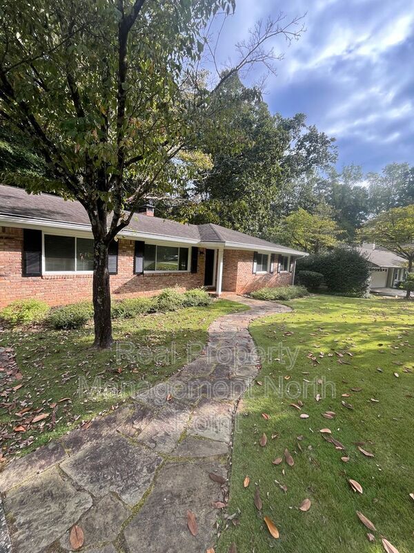 Photo - 2301 Echo Hills Cir NE House