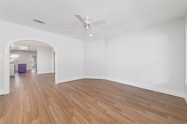 Foto del edificio - 2907 Albany St