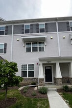 Building Photo - 3211 Trillium Cir