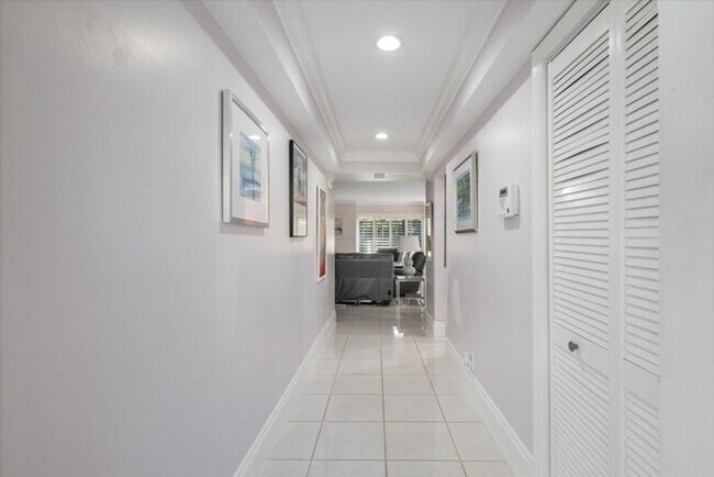 Foto del edificio - 13400 Polo Rd W